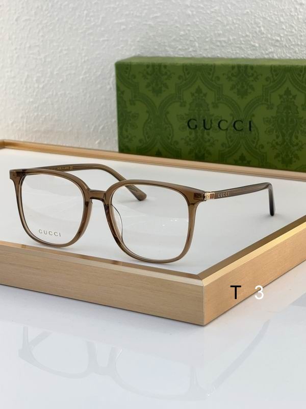 Gucci Sunglasses 672